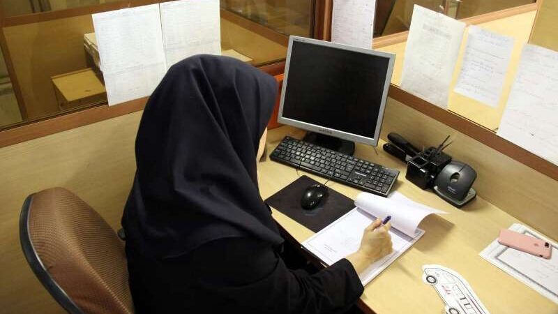 خبر مهم از افزایش حقوق کارکنان دولت و دستمزد کارگران در نیمه دوم سال